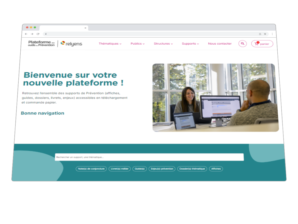 Mockup site internet format ordinateur Relyens